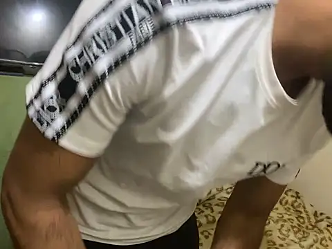 Snapshot of GaaTto chatting on October 2025 12:45:01 AM GaaTto online show from October 2025 12:45:01 AM