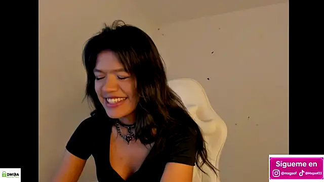 meganthompsonn22 online show from November 2025 12:09:02 PM