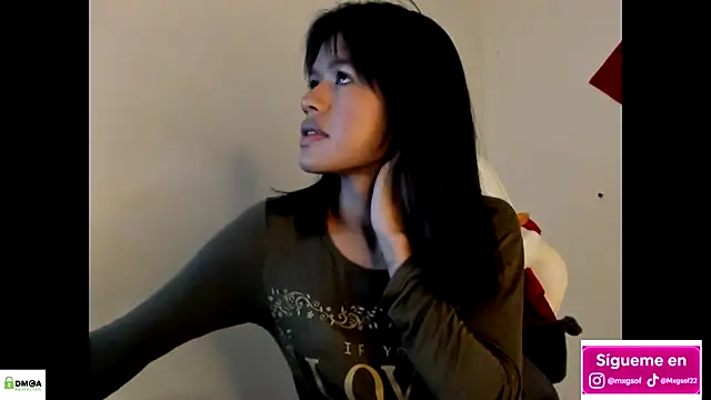 meganthompsonn22 online show from November 2025 08:20:01 PM