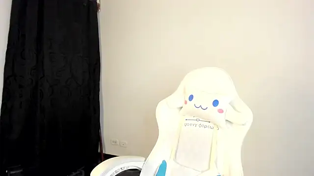 meganthompsonn22 online show from April 2026 09:59:02 AM