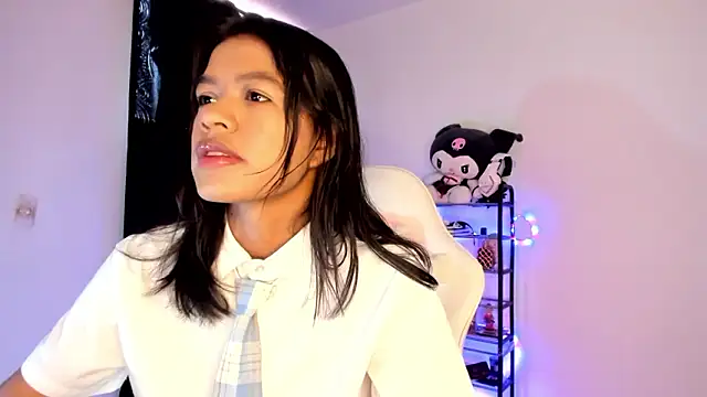 meganthompsonn22 online show from March 2026 12:30:01 PM