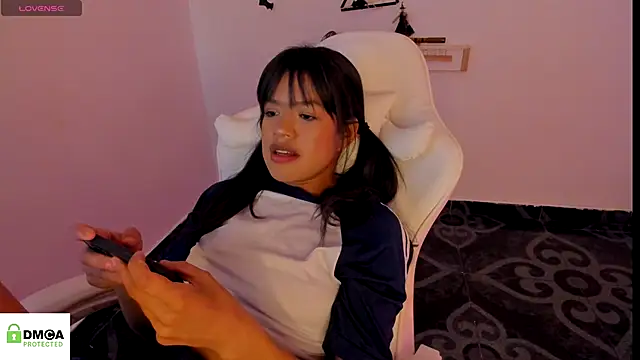 Snapshot of meganthompsonn22 chatting on September 2025 06:03:02 PM meganthompsonn22 online show from September 2025 06:03:02 PM