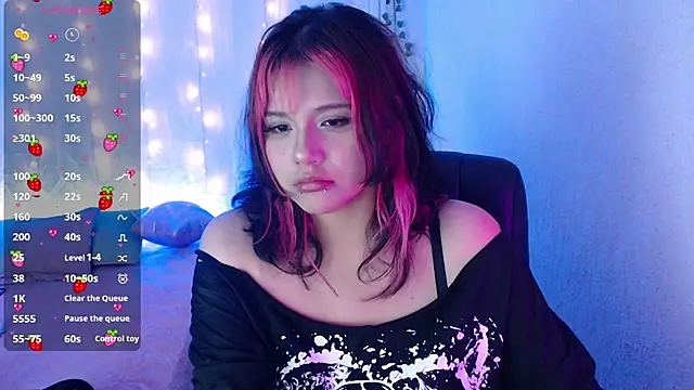 mixie cute online show from January 2025 10:02:01 PM