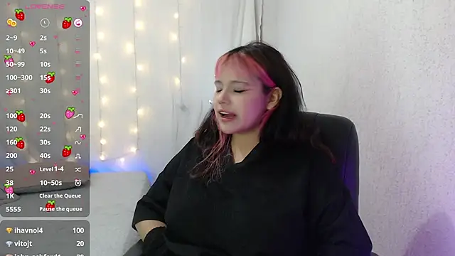 mixie cute online show from December 2024 01:14:01 AM