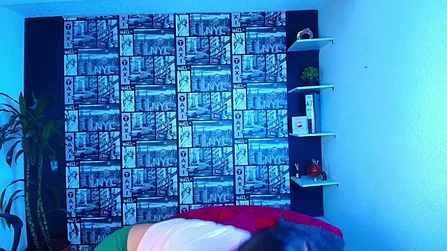 EmiGomez  online show from February 2026 01:13:02 PM