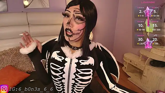 Effy Corpse online show from October 2025 05:20:01 AM