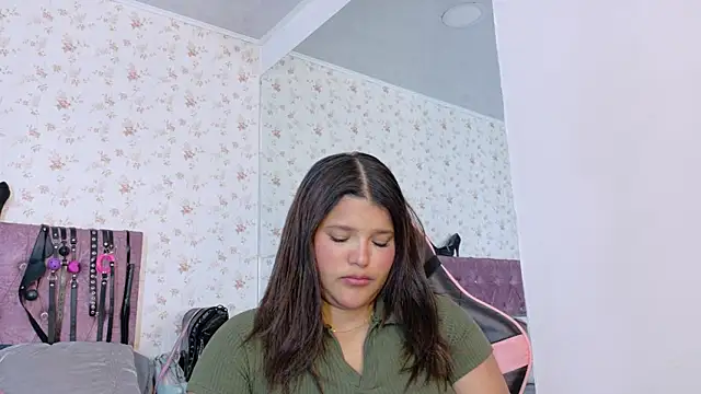 AvrillThomas online show from October 2025 02:19:02 PM
