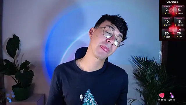 Snapshot of cameron_cum chatting on March 2025 11:54:01 AM cameron cum online show from March 2025 11:54:01 AM
