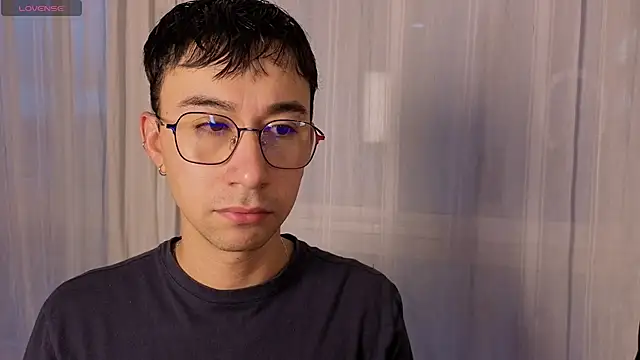 Snapshot of cameron_cum chatting on February 2026 11:10:02 AM cameron cum online show from February 2026 11:10:02 AM