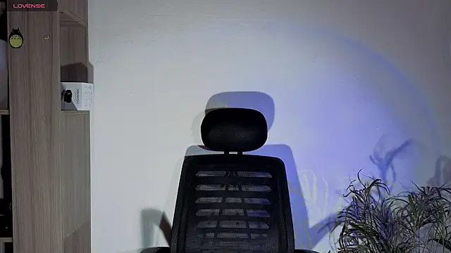 Snapshot of cameron_cum chatting on October 2025 11:09:01 AM cameron cum online show from October 2025 11:09:01 AM