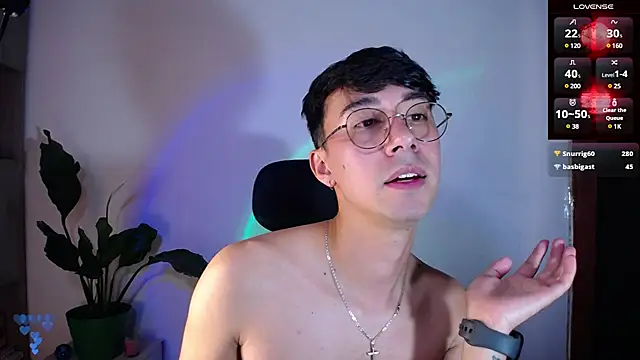 Snapshot of cameron_cum chatting on March 2025 05:55:02 PM cameron cum online show from March 2025 05:55:02 PM