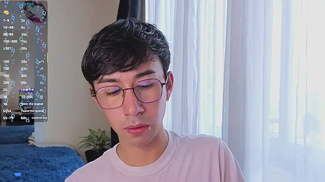 Snapshot of cameron_cum chatting on December 2025 11:45:01 AM cameron cum online show from December 2025 11:45:01 AM