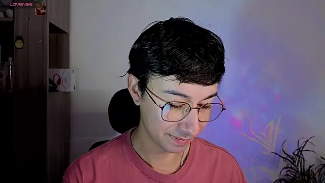 Snapshot of cameron_cum chatting on September 2025 01:39:02 PM cameron cum online show from September 2025 01:39:02 PM