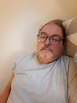 bluangelo online show from December 2025 01:57:02 PM