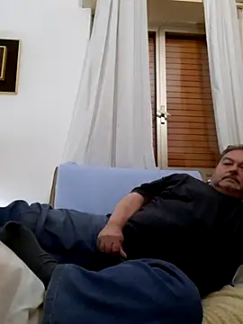 bluangelo online show from March 2025 09:00:02 PM