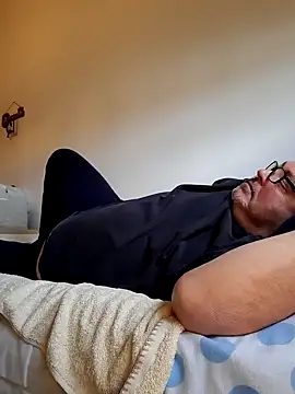 bluangelo online show from March 2025 01:29:02 PM