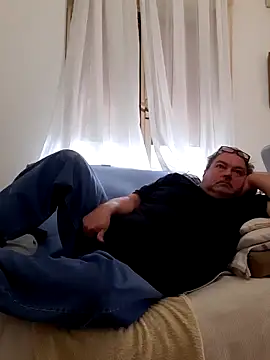 bluangelo online show from March 2025 12:36:02 PM