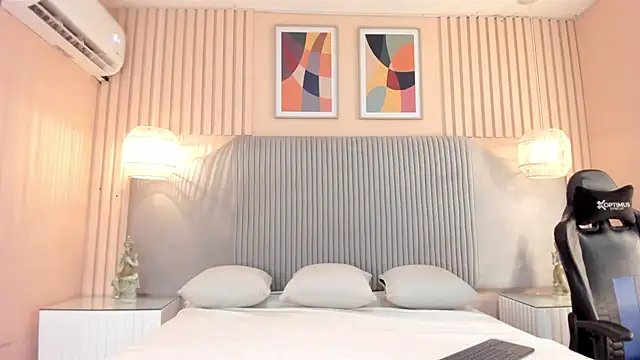 samyriverss online show from November 2025 10:41:01 AM