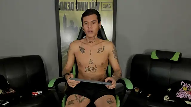 Snapshot of jamesinked_ chatting on March 2025 08:03:02 PM jamesinked  online show from March 2025 08:03:02 PM