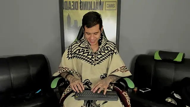 Snapshot of jamesinked_ chatting on March 2025 02:16:01 PM jamesinked  online show from March 2025 02:16:01 PM