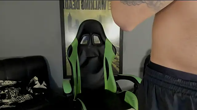 Snapshot of jamesinked_ chatting on February 2025 02:20:02 PM jamesinked  online show from February 2025 02:20:02 PM