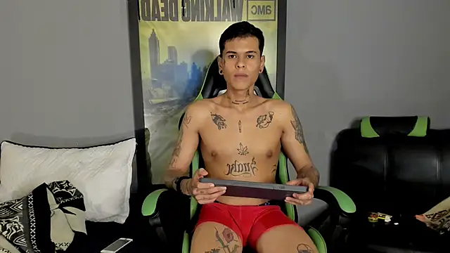 Snapshot of jamesinked_ chatting on March 2025 05:10:02 AM jamesinked  online show from March 2025 05:10:02 AM