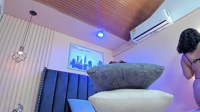 viiolett lee online show from January 2026 08:27:02 PM