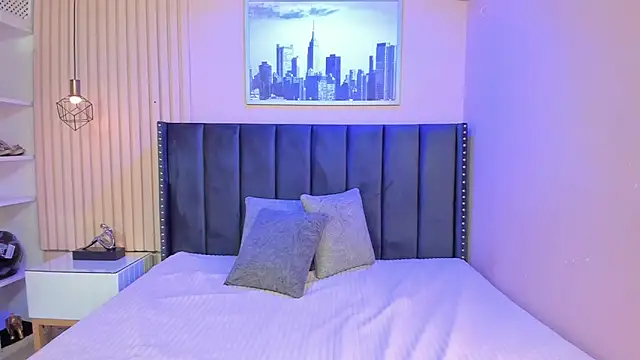 viiolett lee online show from November 2025 09:41:01 PM