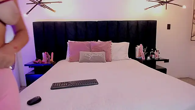 susyy7 online show from October 2025 03:39:02 AM
