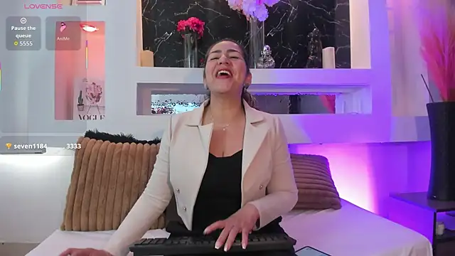 Cinthya mjs online show from May 2026 12:21:01 PM