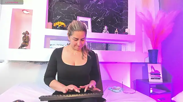 Cinthya mjs online show from February 2026 02:30:02 PM