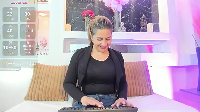 Cinthya mjs online show from May 2026 12:19:01 PM