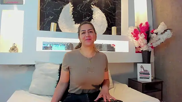 Cinthya mjs online show from October 2025 12:06:02 PM