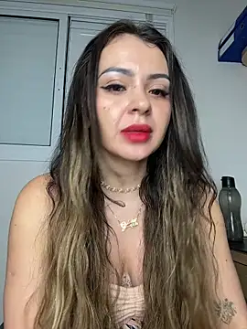 carol amorim online show from June 2026 11:39:01 PM