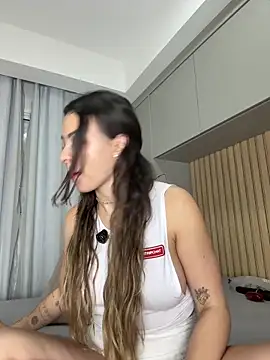 carol amorim online show from May 2026 06:06:02 PM