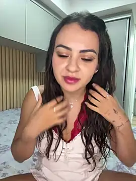 carol amorim online show from December 2024 01:52:01 AM