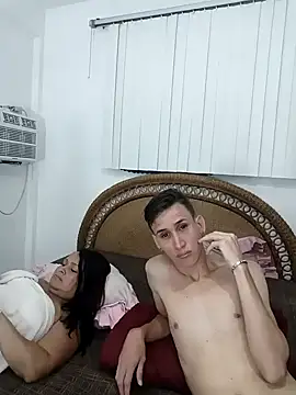 Milfvalesk online show from January 2026 04:05:01 AM