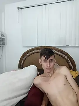 Milfvalesk online show from February 2026 07:52:01 AM