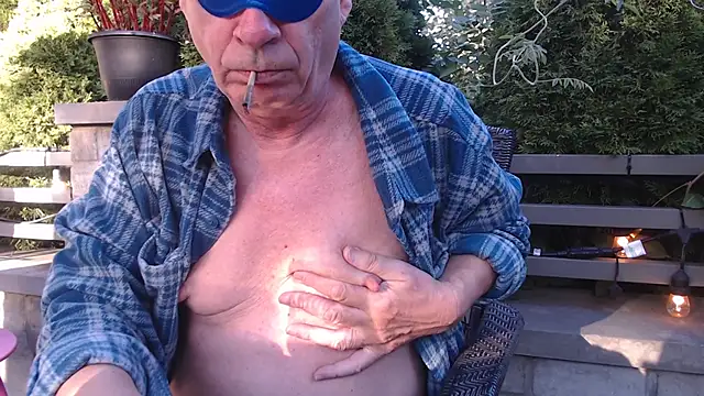 Toy-Daddy online show from September 2025 09:31:01 PM