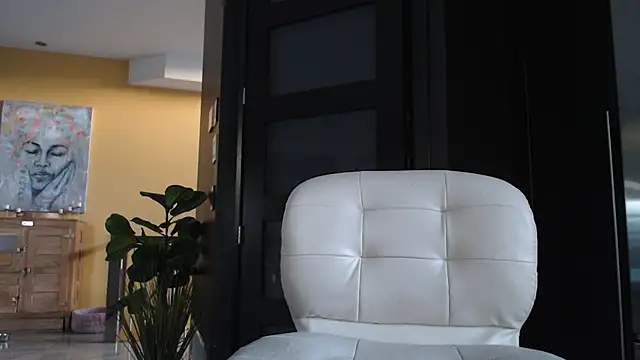 Toy-Daddy online show from October 2025 11:33:02 AM