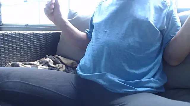 Toy-Daddy online show from September 2025 04:24:01 PM