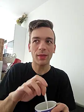 nickdtr online show from March 2026 12:00:02 PM