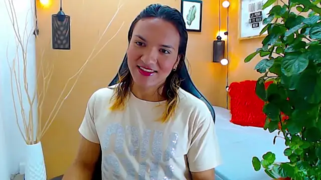 aslyhernandez 7 online show from September 2025 12:05:02 PM