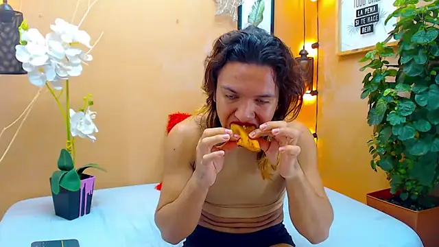 aslyhernandez 7 online show from October 2025 01:13:01 PM