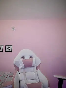 Snapshot of sophie_pazz chatting on November 2025 11:43:02 AM sophie pazz online show from November 2025 11:43:02 AM