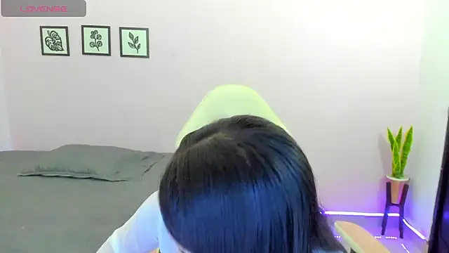 Snapshot of sophie_pazz chatting on November 2025 10:25:01 PM sophie pazz online show from November 2025 10:25:01 PM