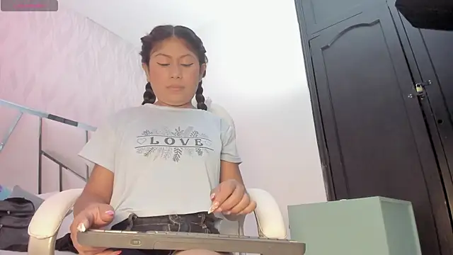 Victoriaa millers online show from June 2026 07:11:01 PM