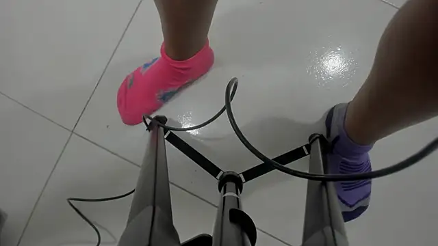 Victoriaa millers online show from November 2025 07:07:01 PM