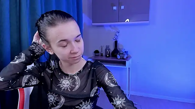 LilithStrangfor online show from December 2024 04:15:02 AM