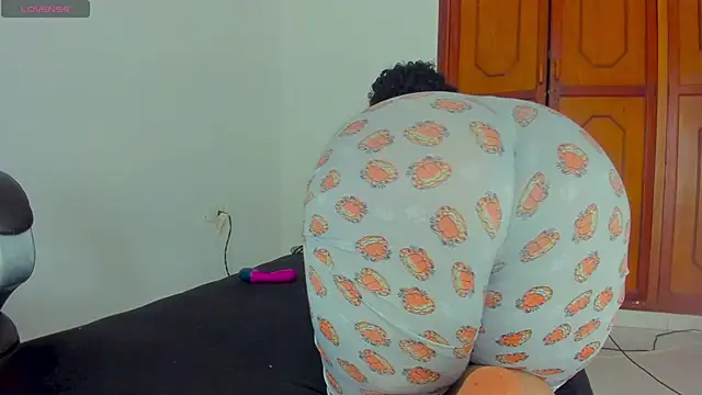 Mrskary online show from October 2025 10:33:02 PM